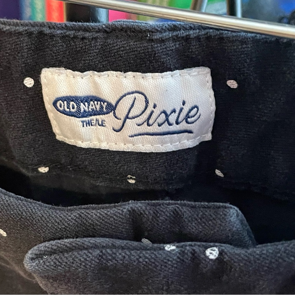 Old Navy Black Pixie Pants with White Dots - Picture 4 of 6